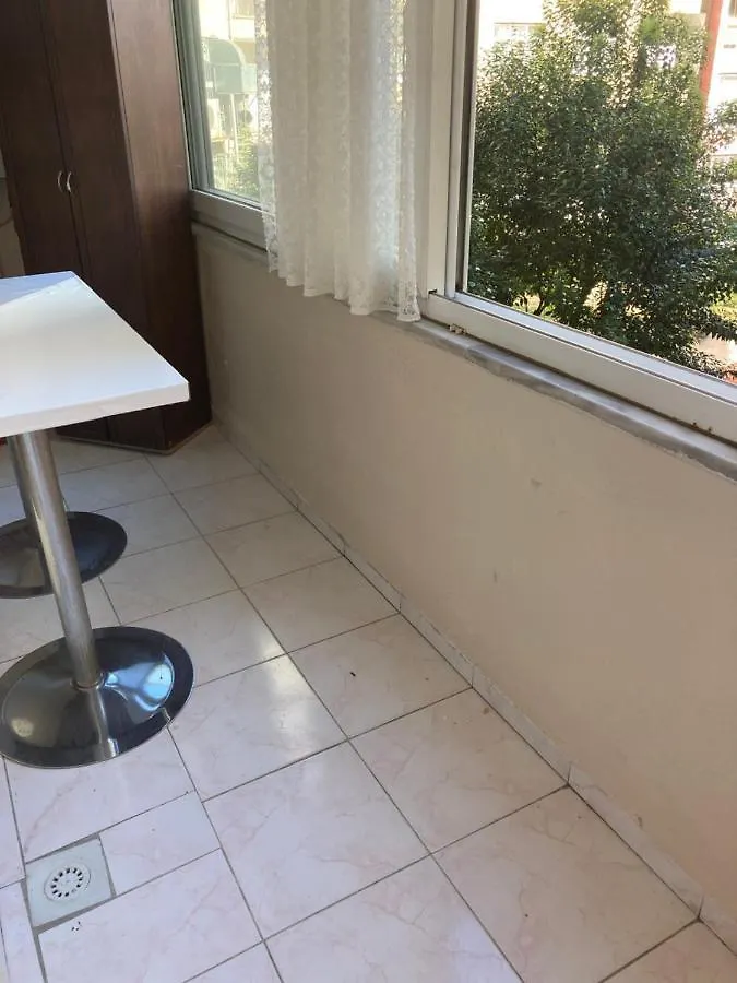 Sisli Trump Home Air-Conditioned Apartment Istanbul