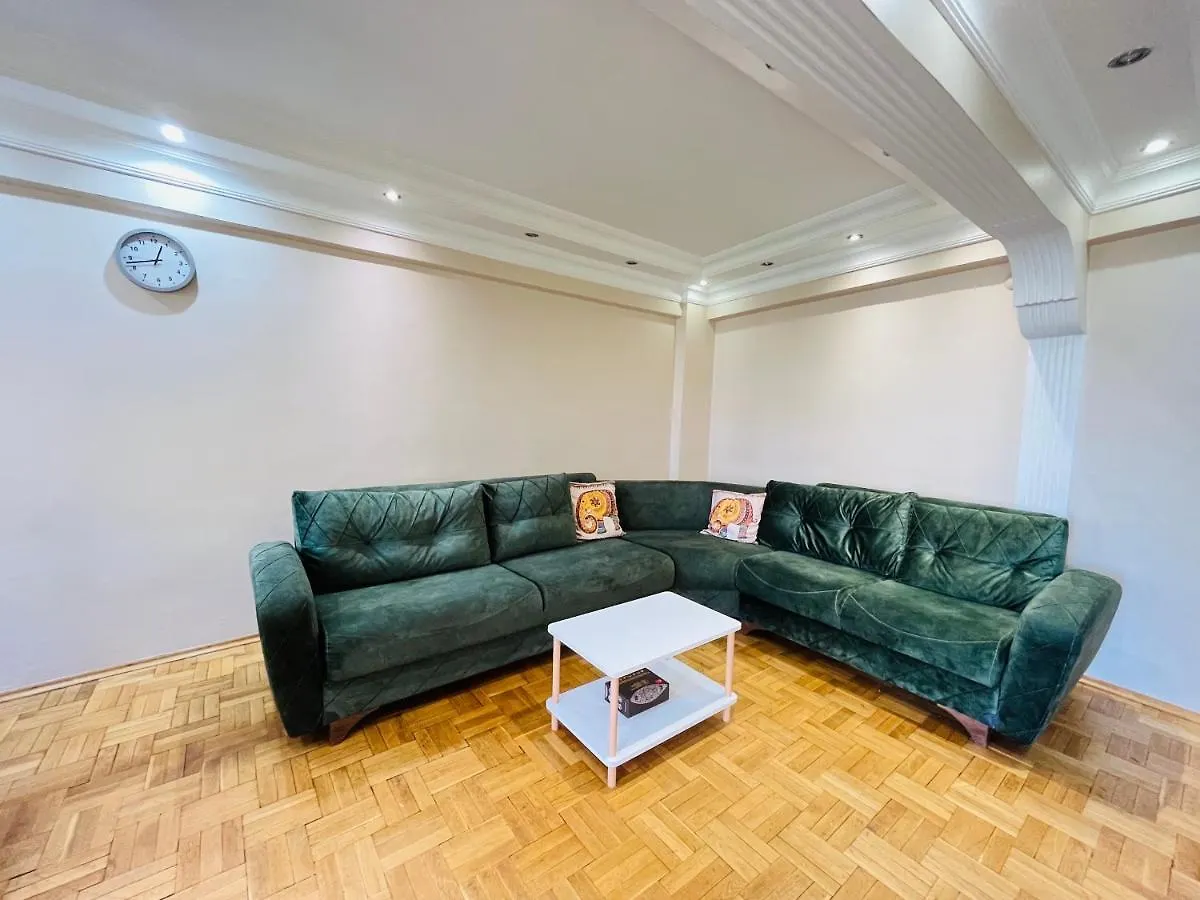 Sisli Trump Home Air-Conditioned Apartment Istanbul Turkey