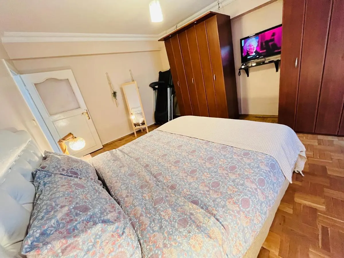 Sisli Trump Home Air-Conditioned Apartment Istanbul Turkey