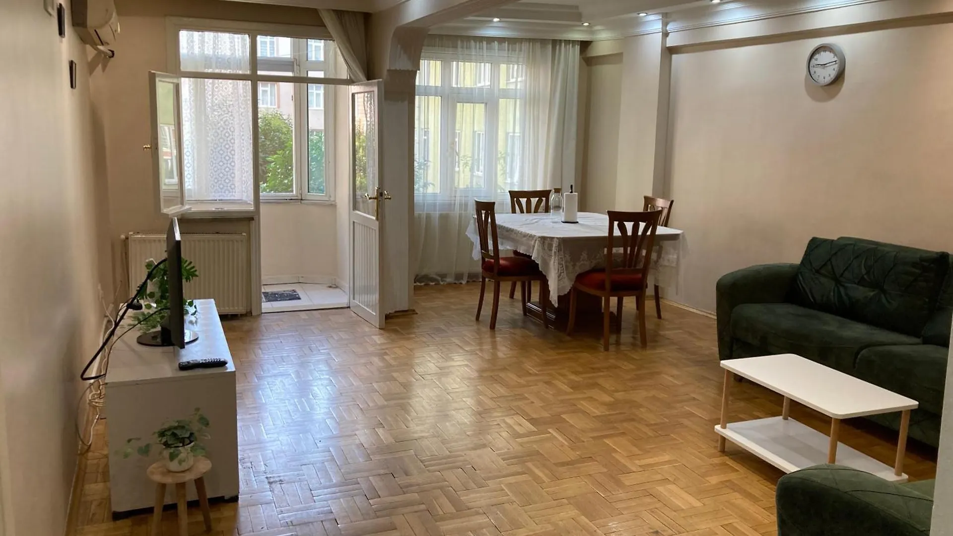 Sisli Trump Home Air-Conditioned Apartment Istanbul
